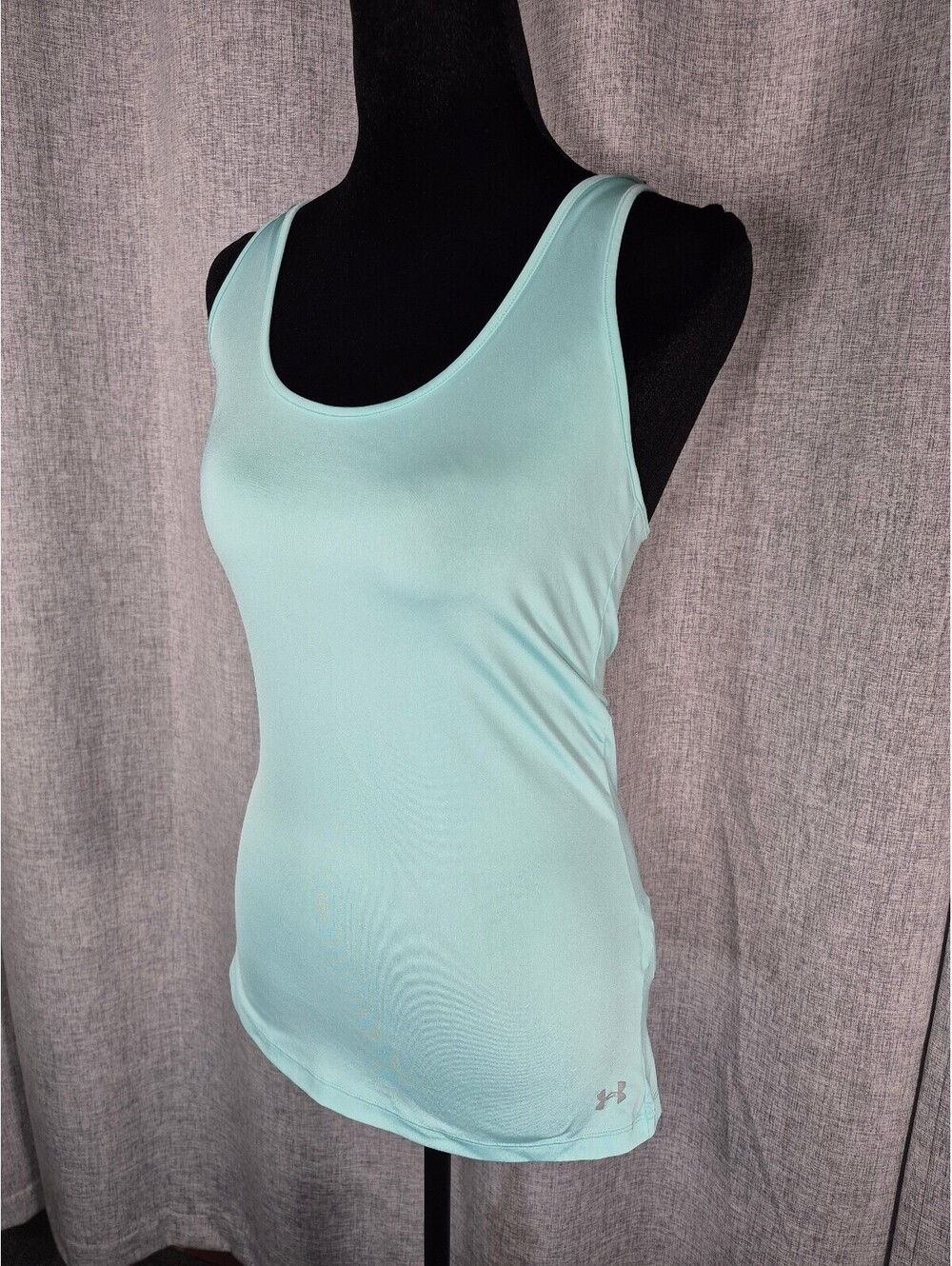 Under Armour HeatGear Women’s XS Mint Aqua Mesh Racerback Workout Tank Top
